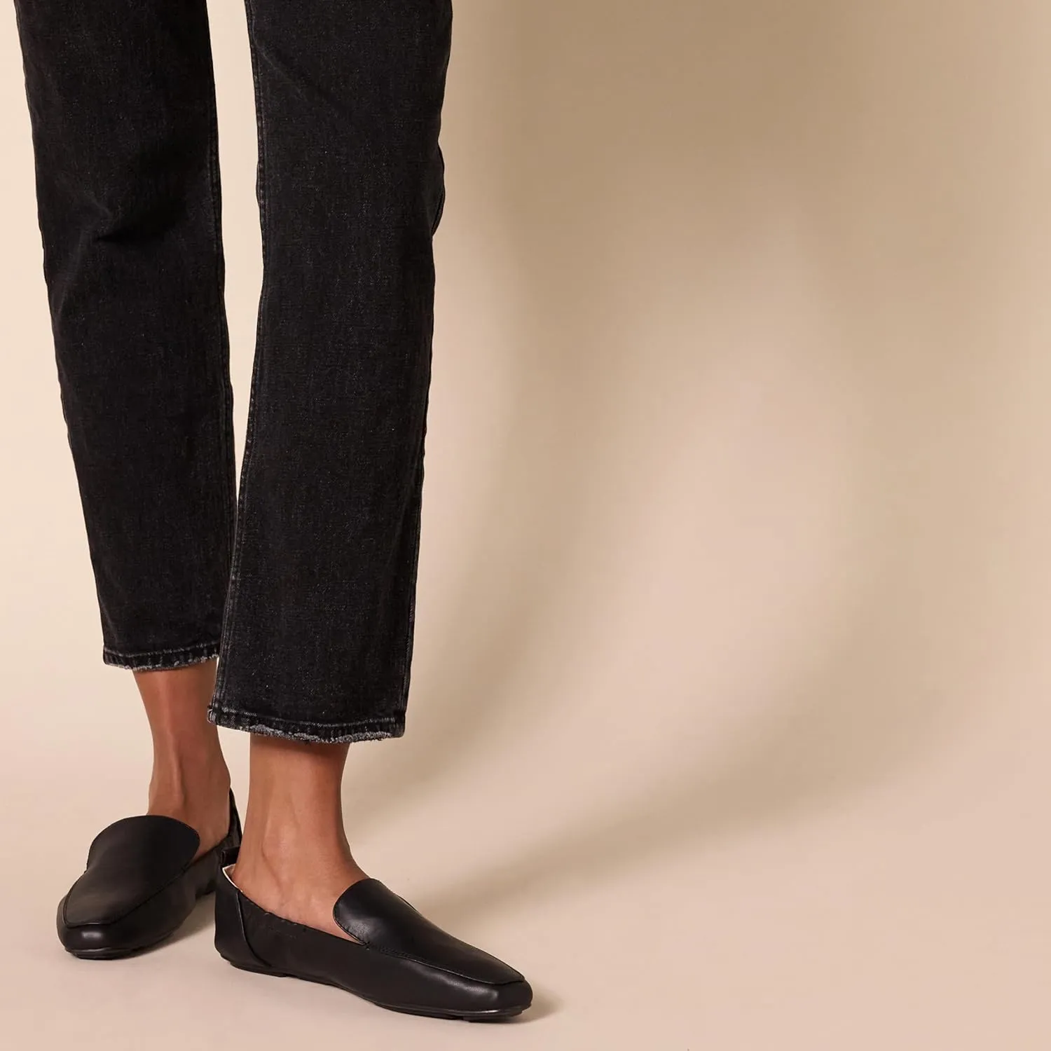 Amazon Essentials Women's Square Toe Soft Slip on Loafer