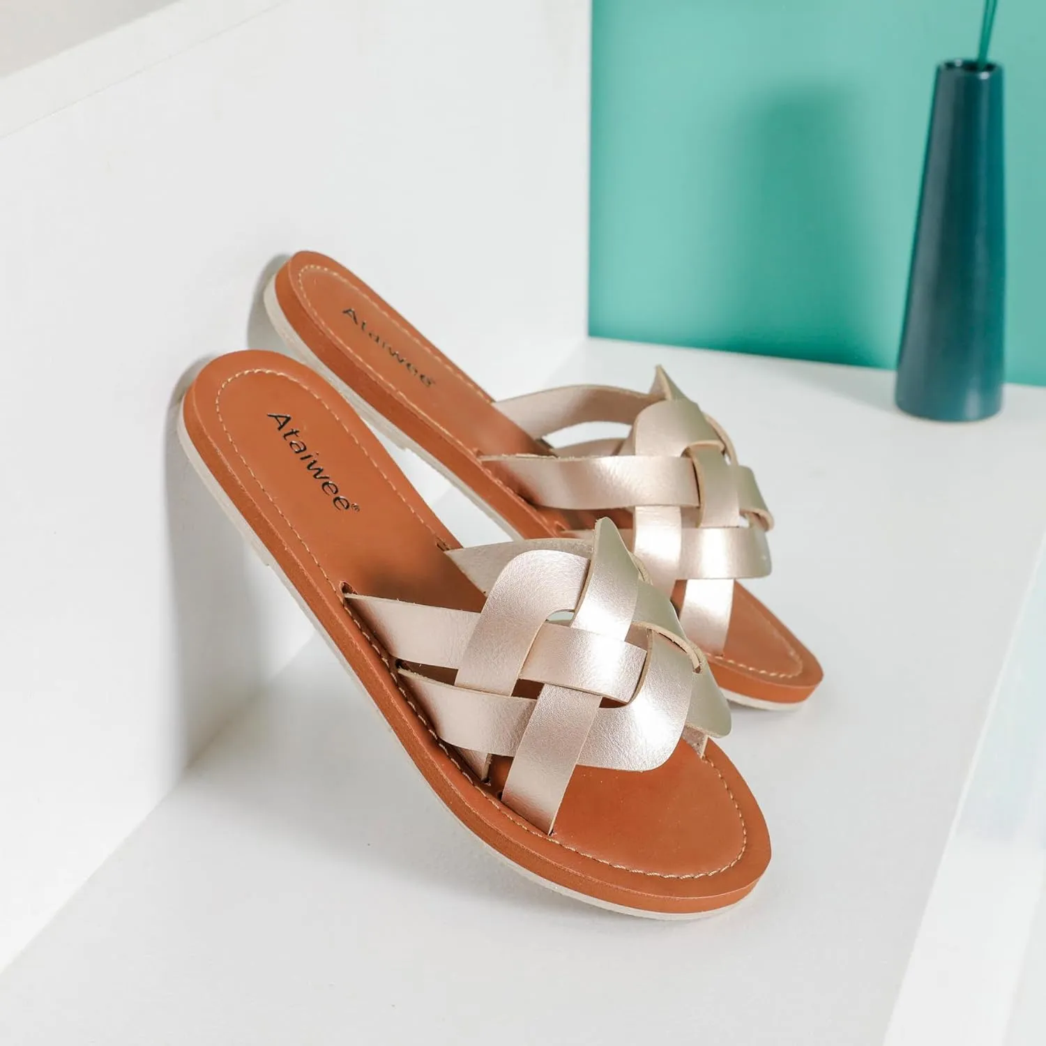 Ataiwee Women's Flat Slide Sandals - Fashion Slip On Flat Summer Shoes.