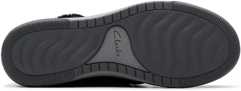 Clarks Women's Breeze Cozy Ankle Boot