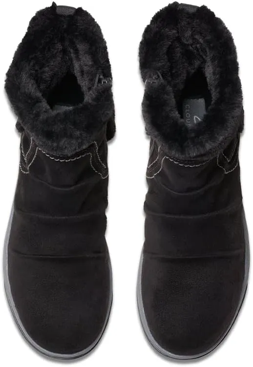 Clarks Women's Breeze Cozy Ankle Boot