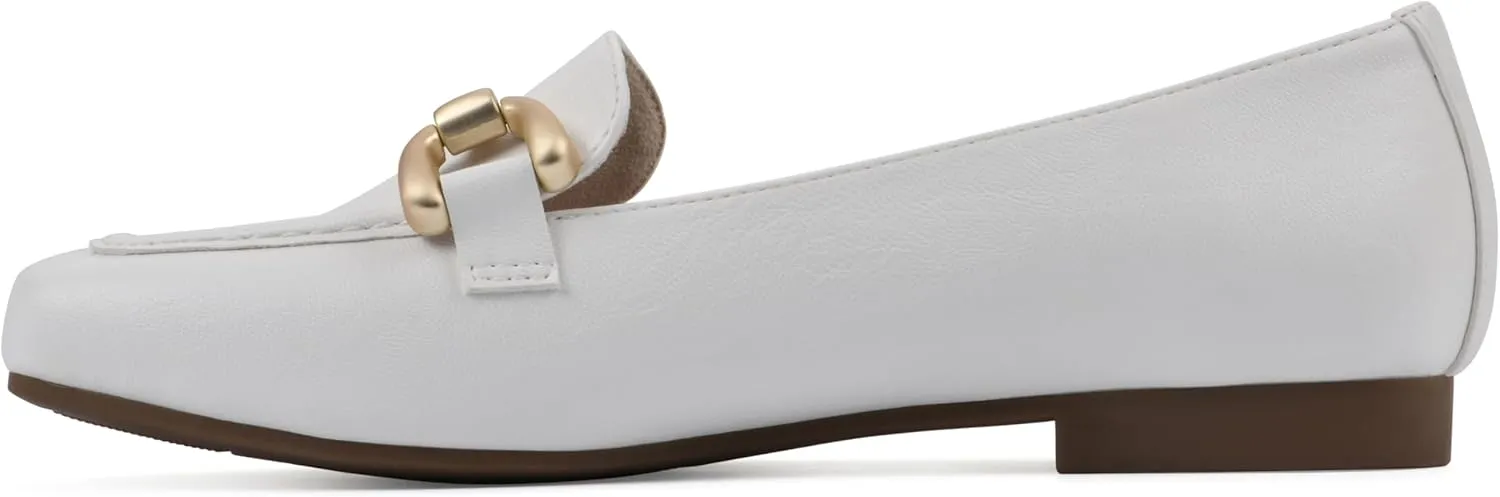 CLIFFS BY WHITE MOUNTAIN Women's Bestow Moc-Toe Loafer Flat
