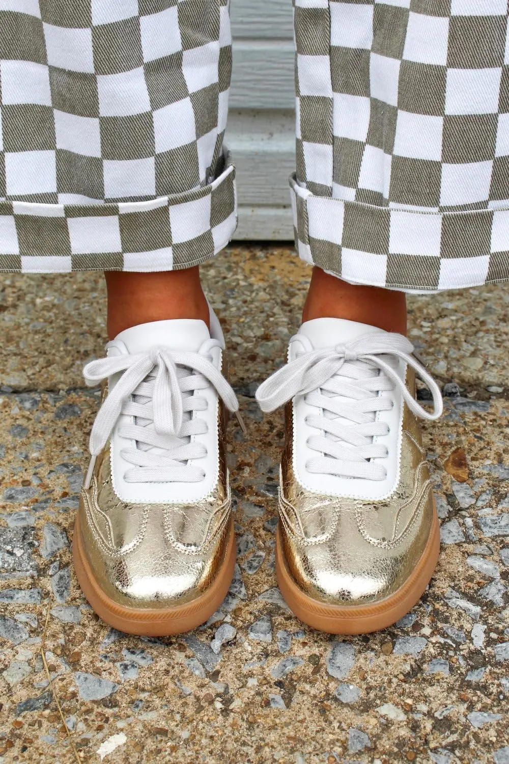 Forever Link Modern-12 Women's Low Top Lady Sneakers Lace-up Fashion Shoes