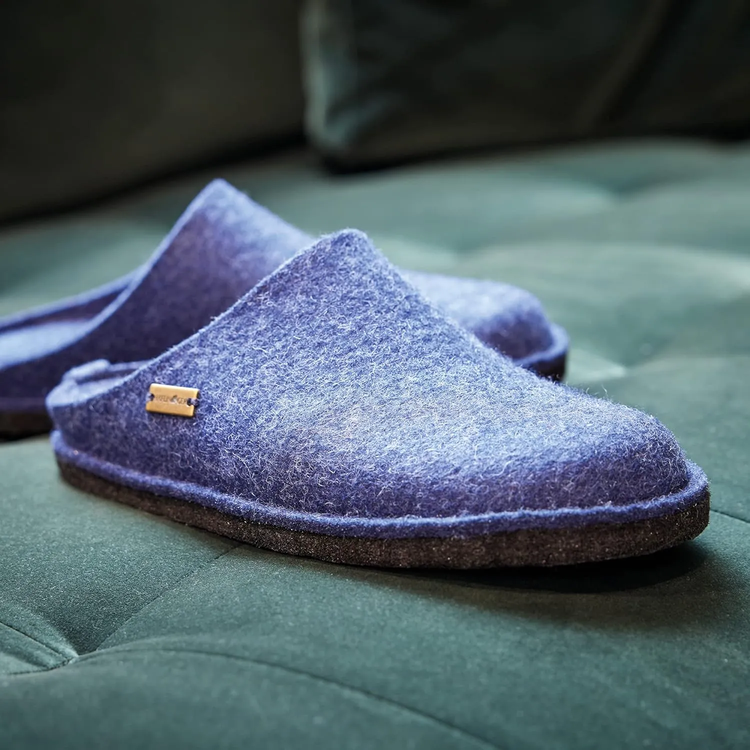 HAFLINGER Men's Open Back Slippers