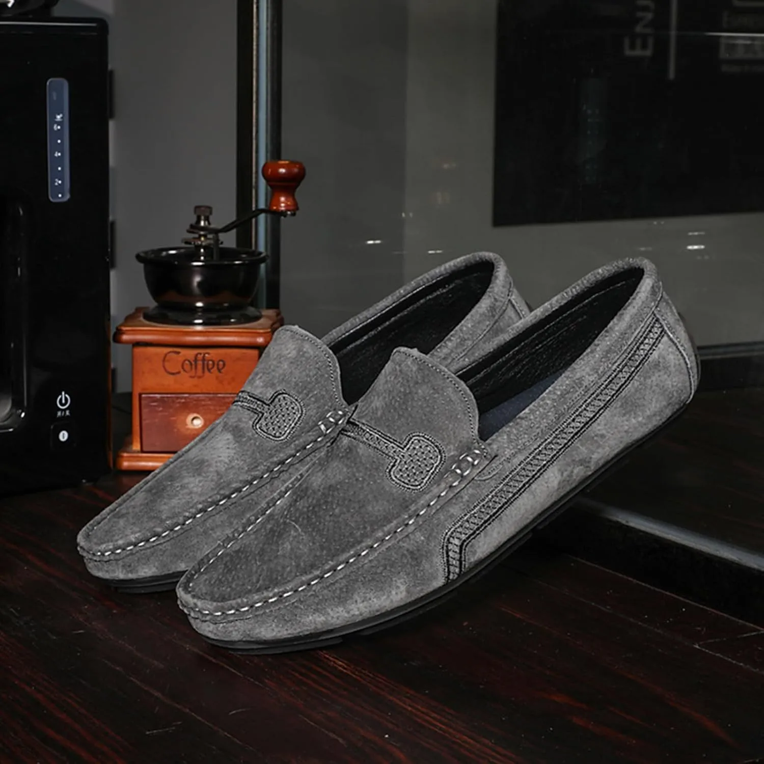 Men's Loafers Slip on Shoes Soft Sole Genuine Leather Driving Shoes Casual Penny Loafers for Men
