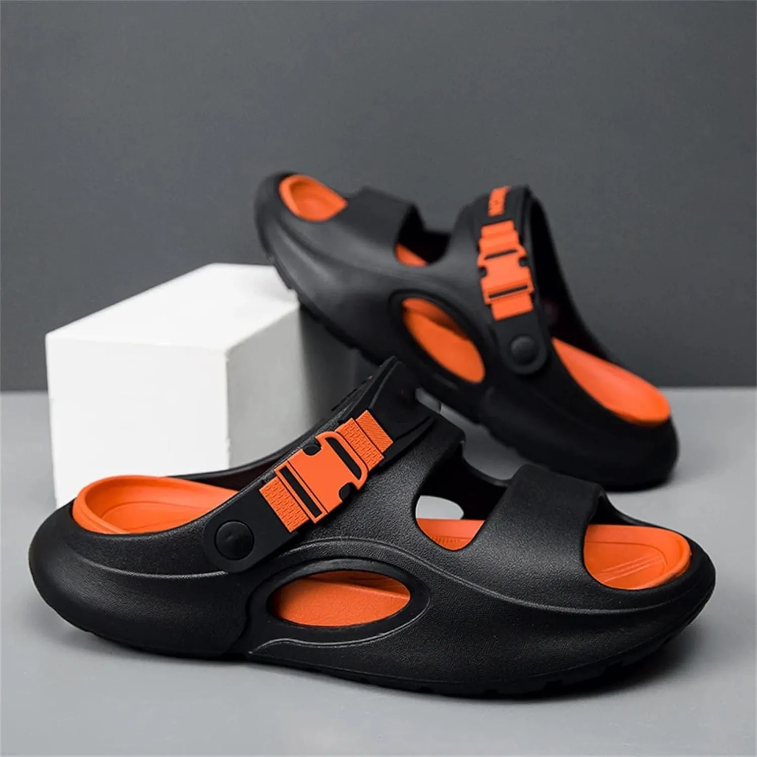 Men's Thick Sole Clogs - Soft Water-Resistant Beach and Garden Shoes