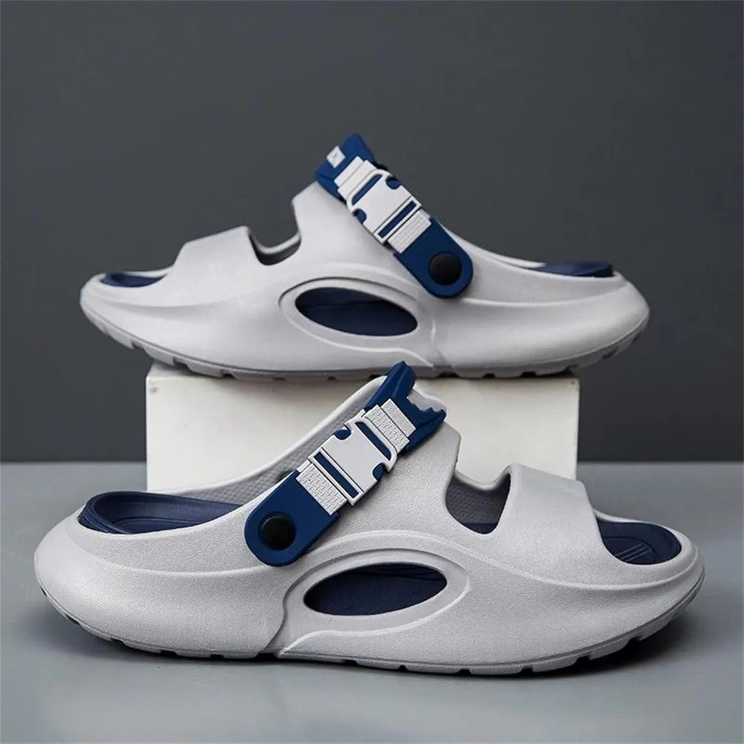 Men's Thick Sole Clogs - Soft Water-Resistant Beach and Garden Shoes