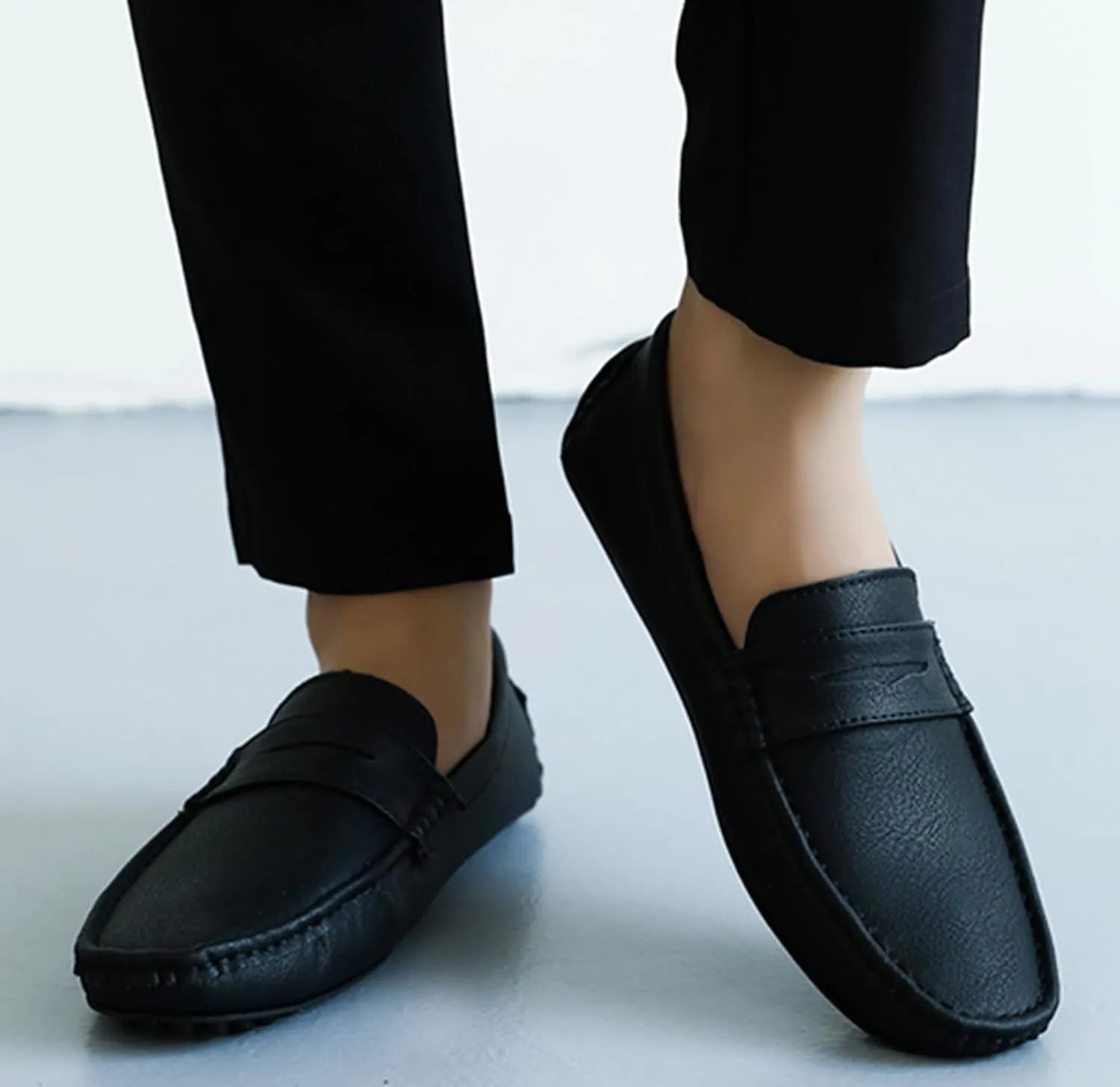 Minishion Boys Mens Casual Shoes Slip on Loafers Walking Driving Moccasins with Buckle YY001