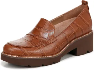 Naturalizer Women's Darry Slip-On Lightweight Lug Sole Heeled Loafer