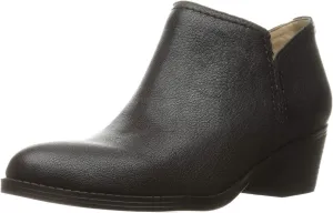 Naturalizer Women's Zarie Ankle Bootie