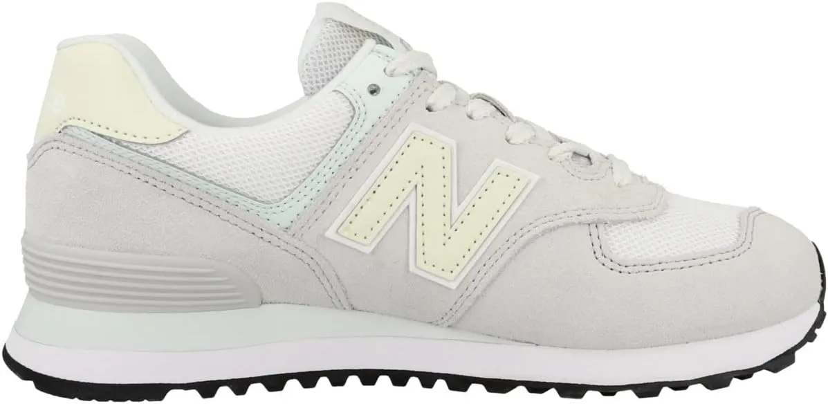 New Balance Women's 574 V2 Varsity Core Sneaker