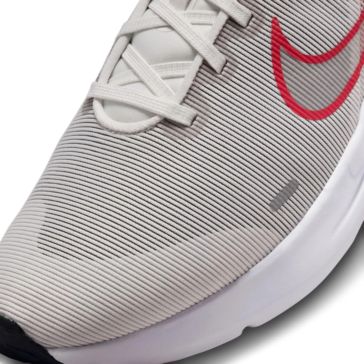 Nike Men's Downshifter Sneaker