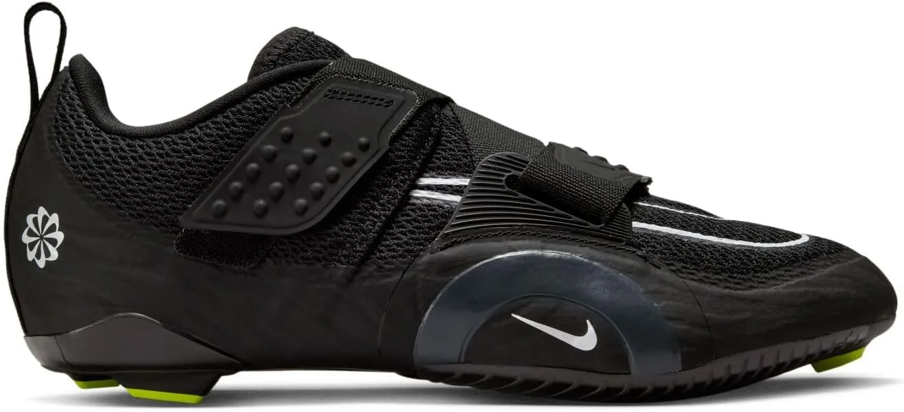 NIKE Women's Sneaker