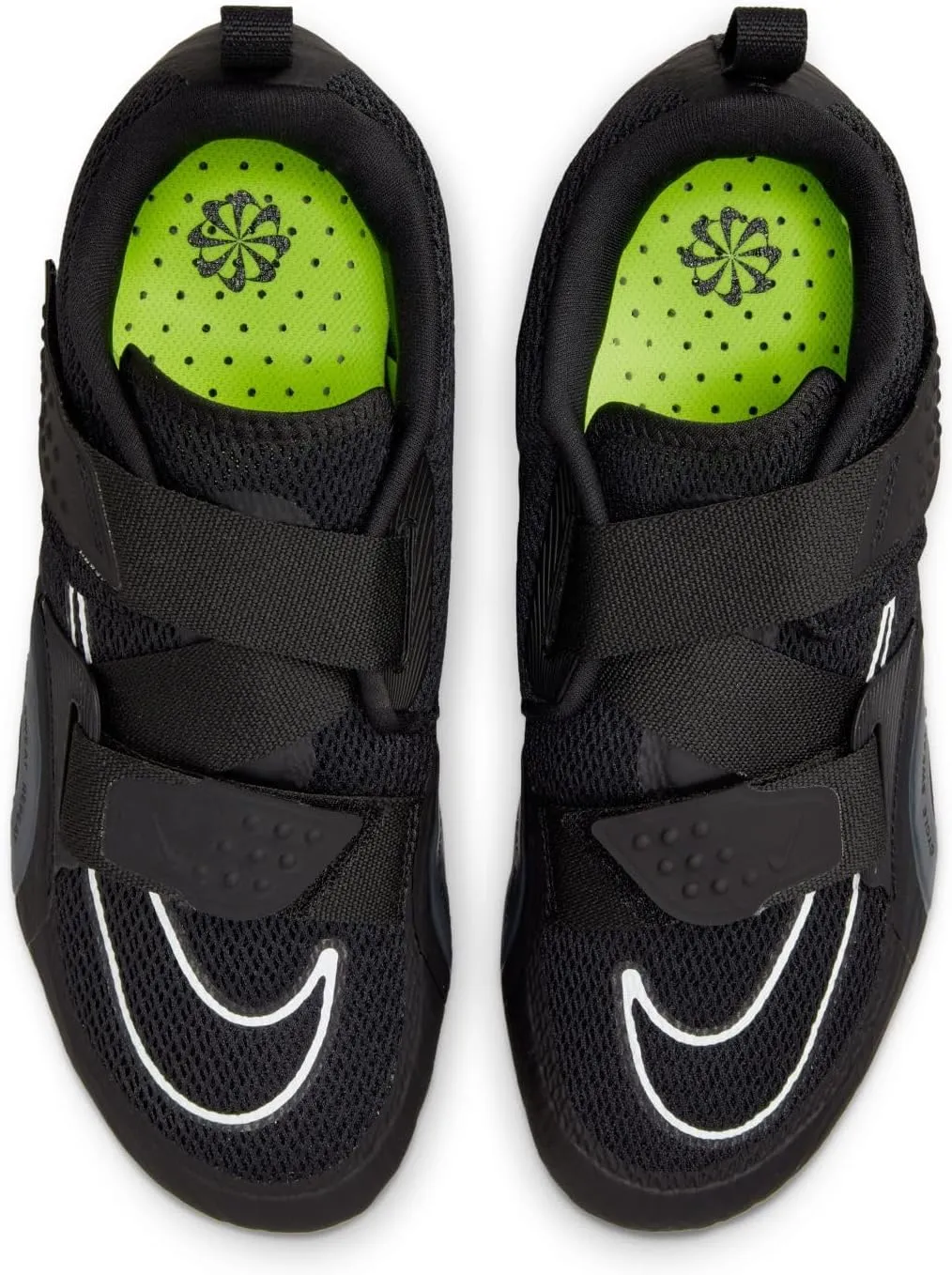 NIKE Women's Sneaker