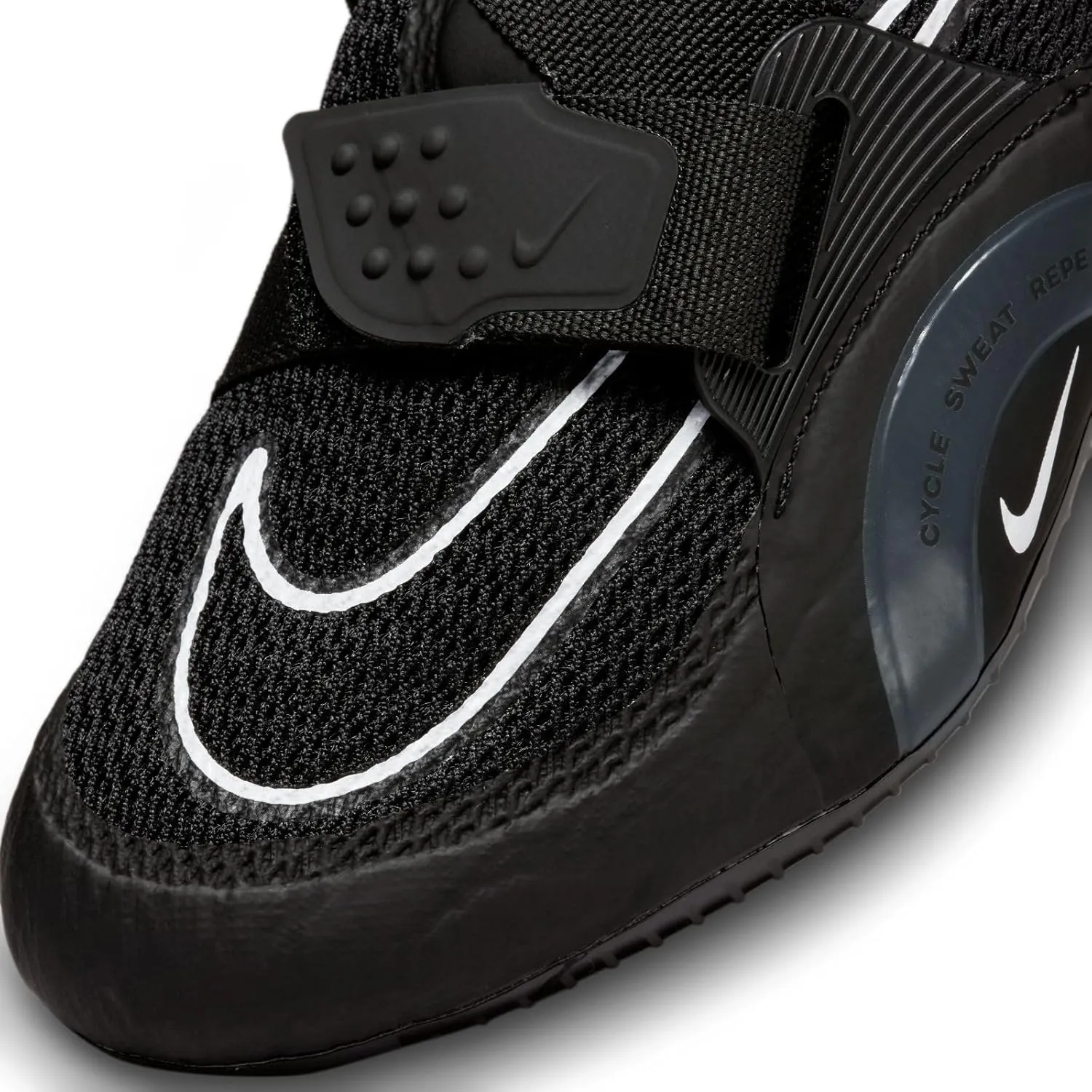 NIKE Women's Sneaker