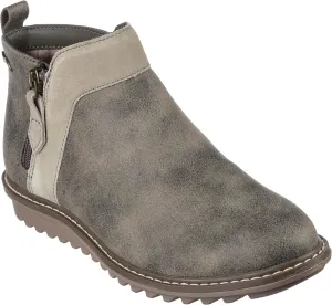Skechers Women's Arch Fit Mojave-Indefinite Chukka Boot