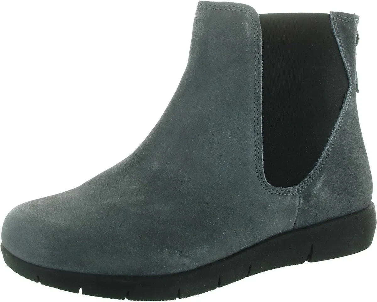 SoftWalk Women's Albany Ankle Boot