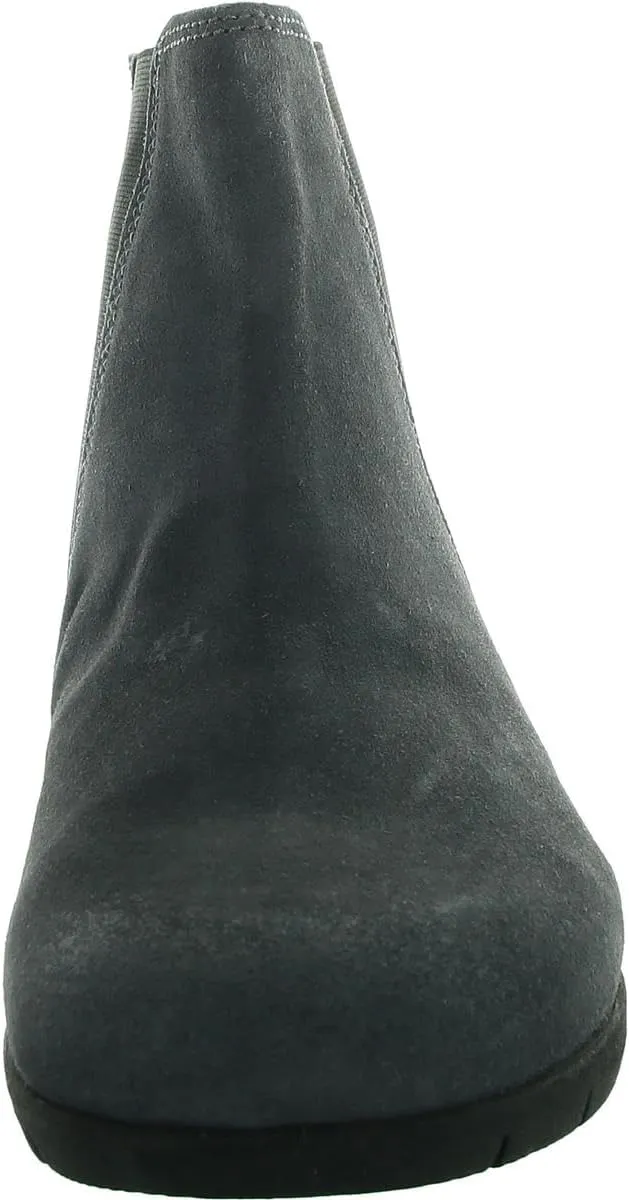 SoftWalk Women's Albany Ankle Boot