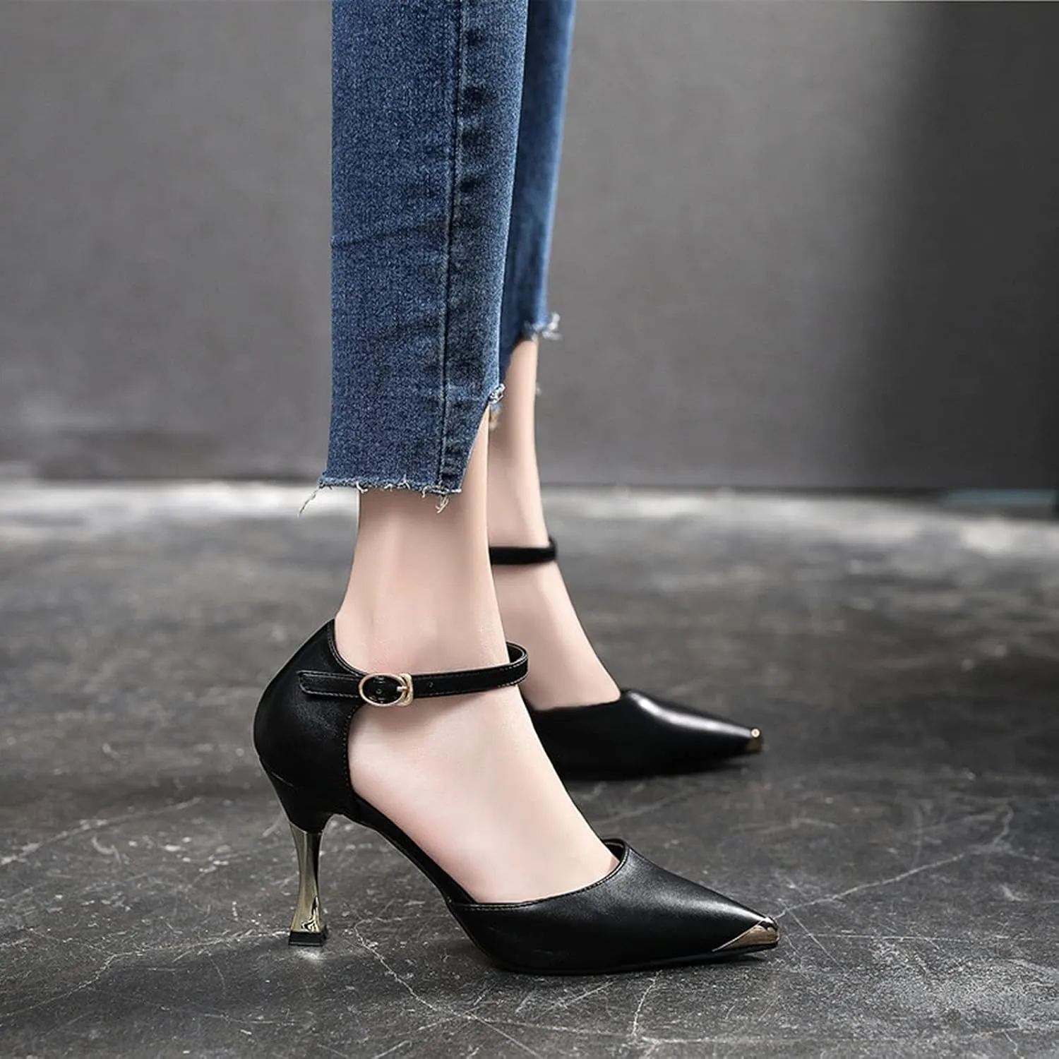 WOilERQ Women's Pointed Toe High Heels Closed Toe Heels Stiletto Flat Stiletto Sandals One Pedal High Heel Summer Nightclub Head Show High Heels Suitable for Women