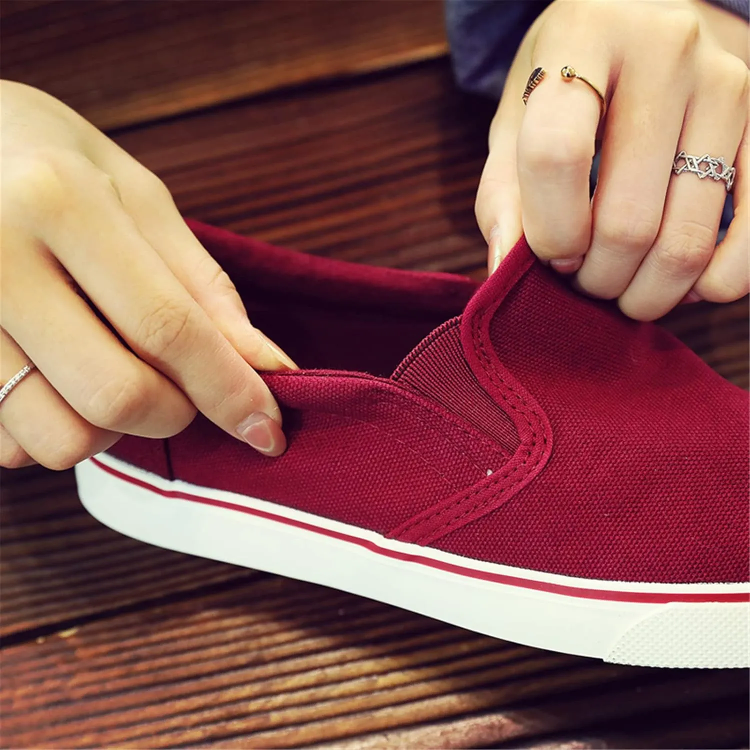 Women Canvas Slip-On Sneakers Soft Walking Shoes Rubber Sole Flat Loafers