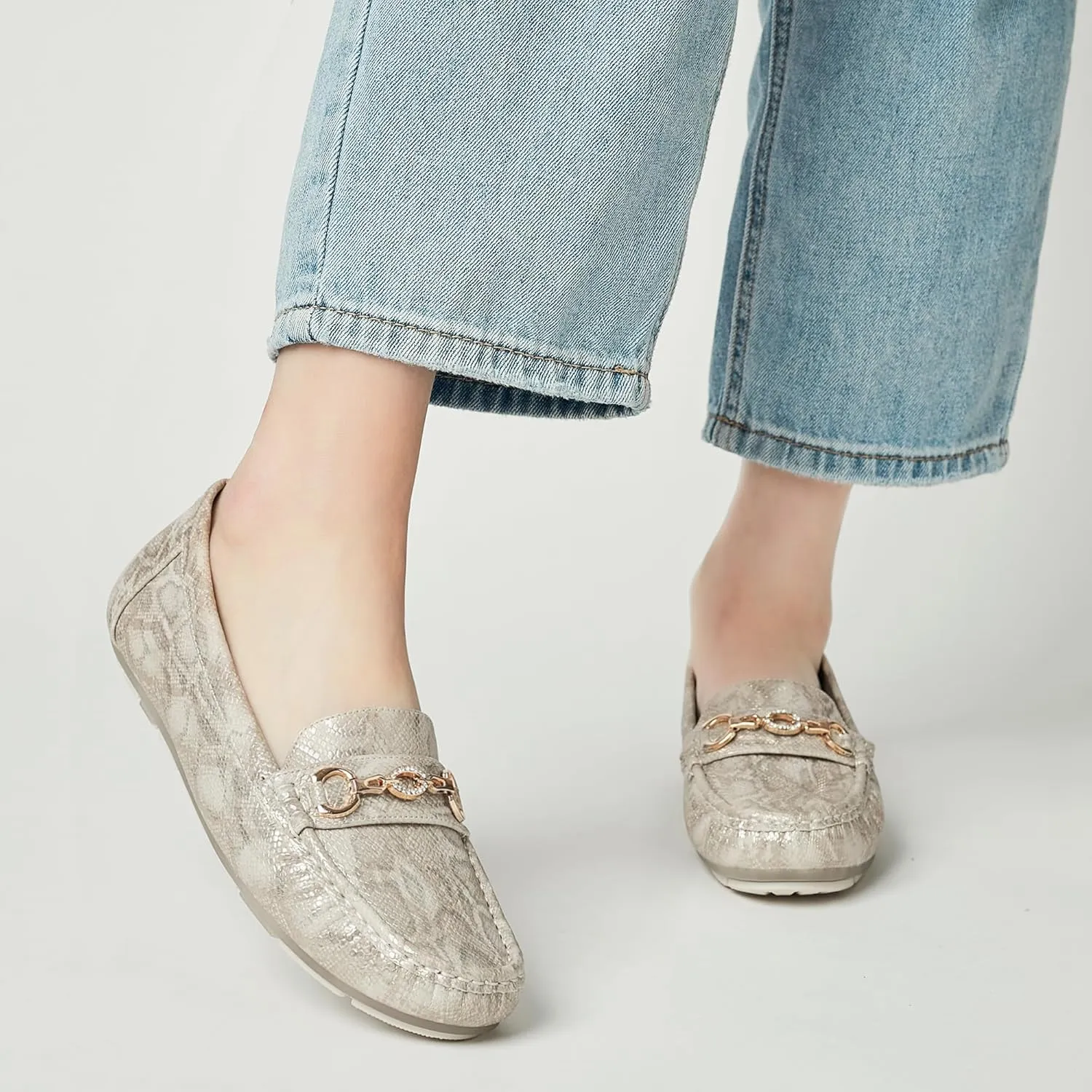 Women's Business Loafers Work Casual Flats Shoes Lightweight Penny PU Leather Slip On Walking Shoes